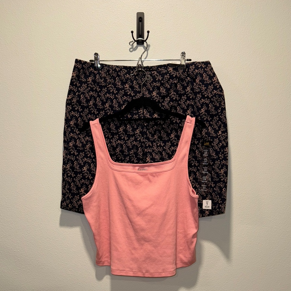 Peach Pink Tank Top and Navy Mini Floral Bermuda Short Set